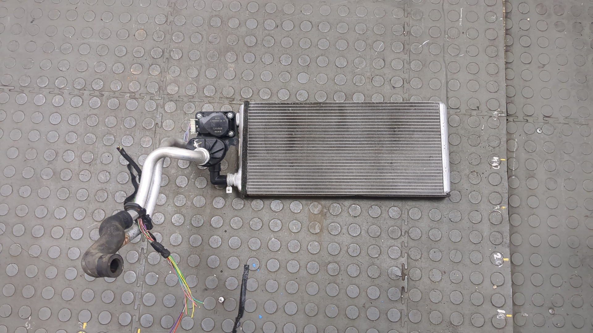 Радиатор отопителя