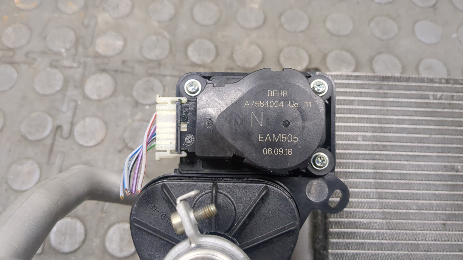 Радиатор отопителя