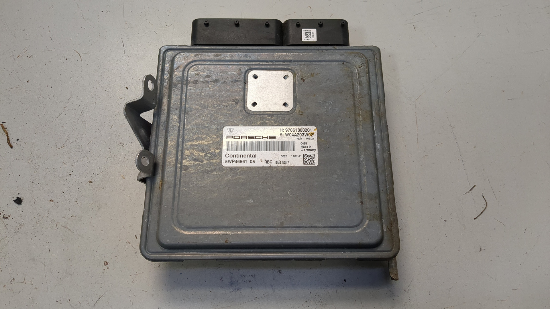 Блок управления двигателем