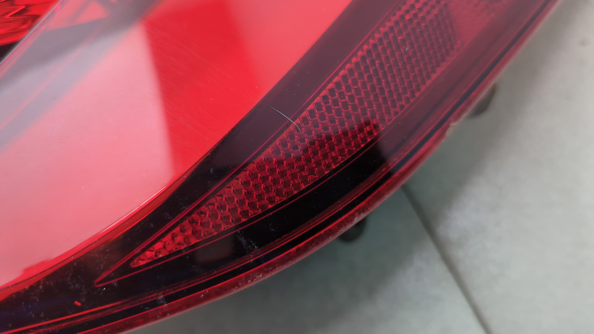 Фонарь задний правый