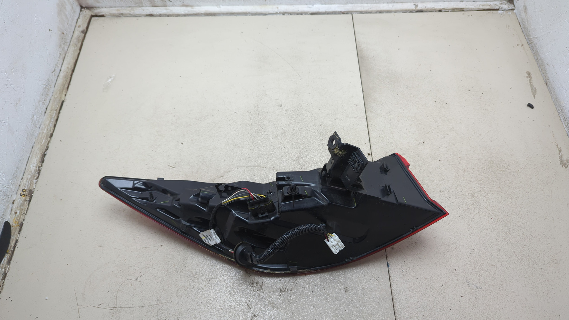 Фонарь задний правый