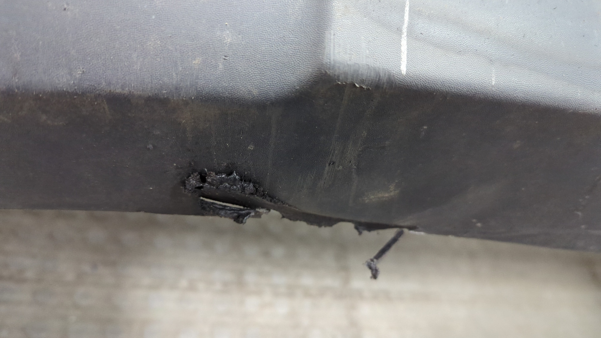 Бампер передний