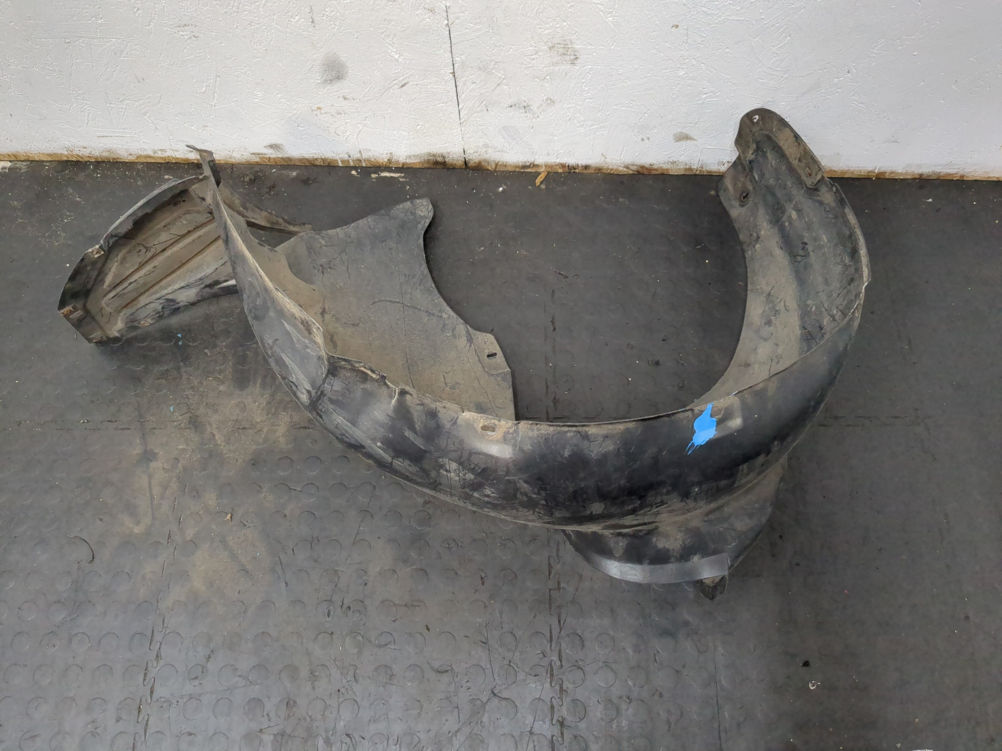 Локер передний правый