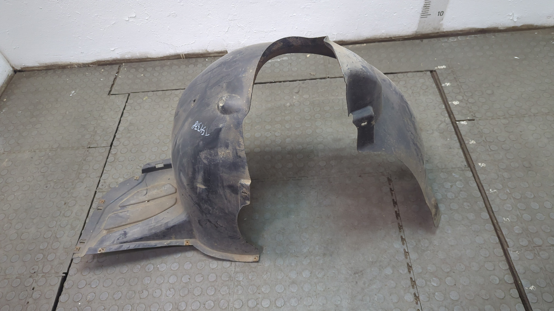 Локер передний правый