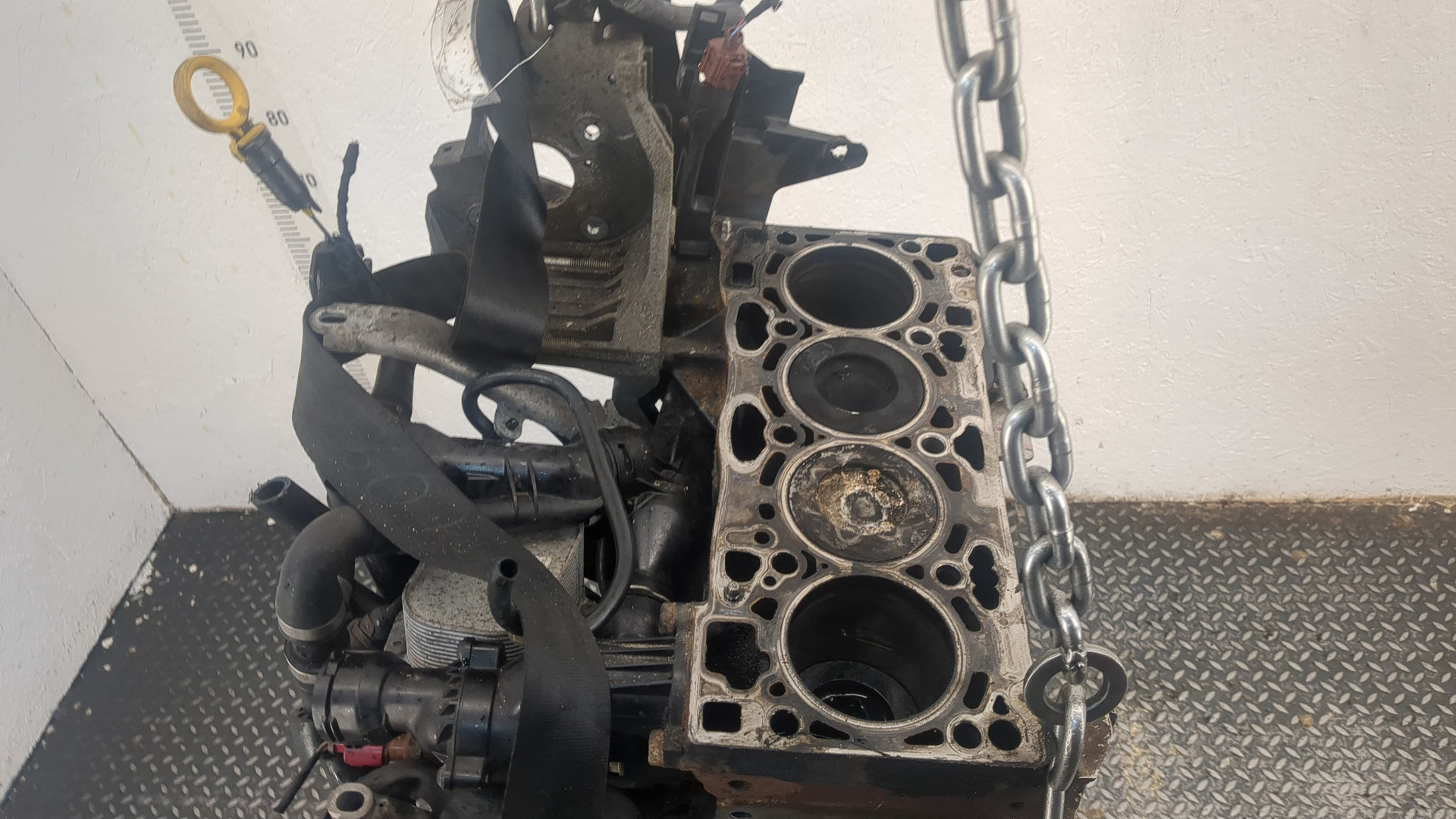 Блок двигателя