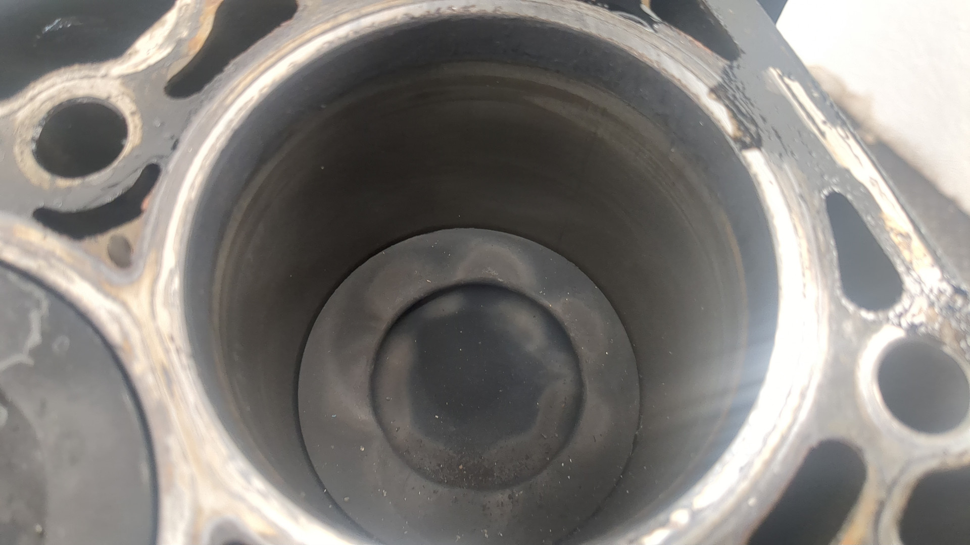 Блок двигателя