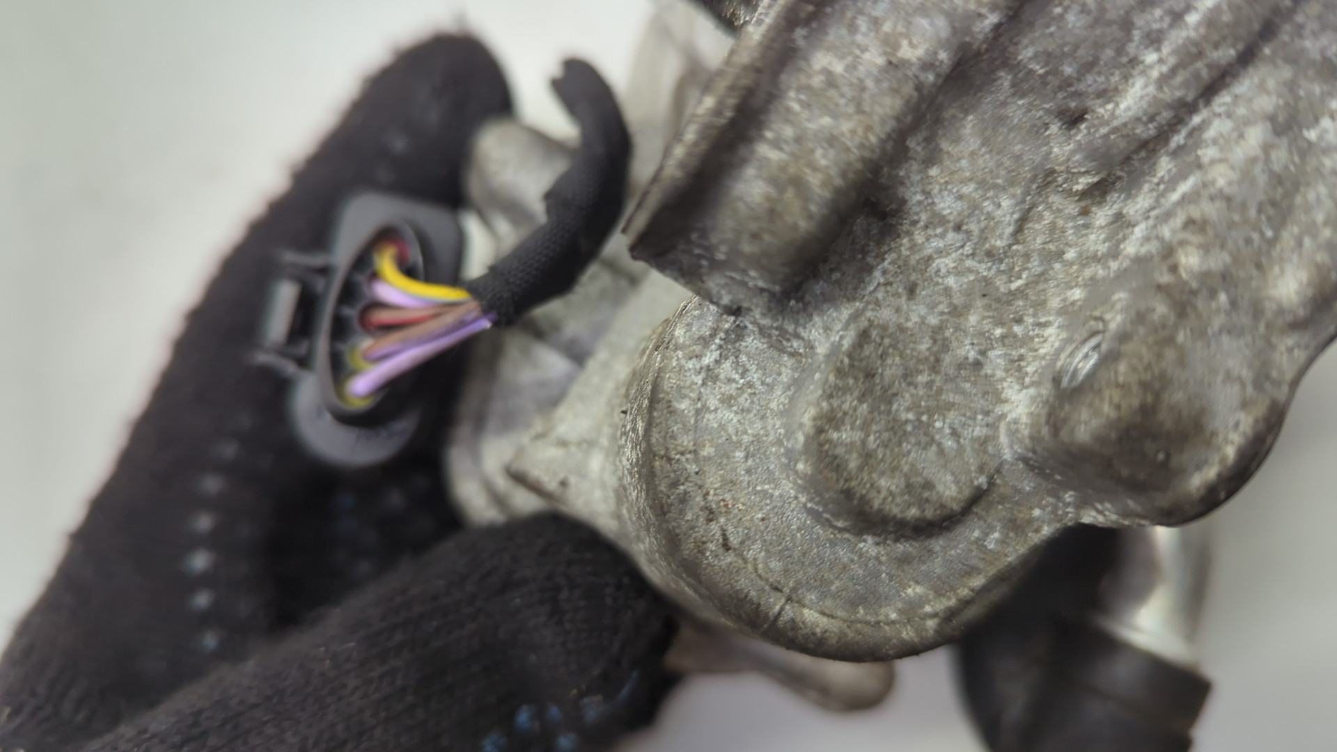 Заслонка дроссельная электрическая