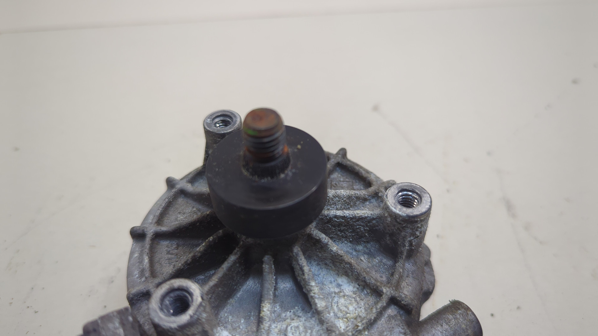 Моторчик стеклоочистителя передний