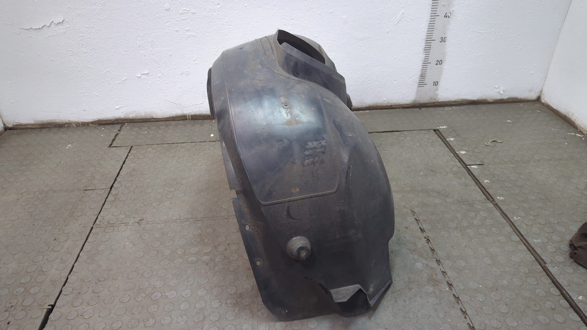 Локер передний левый