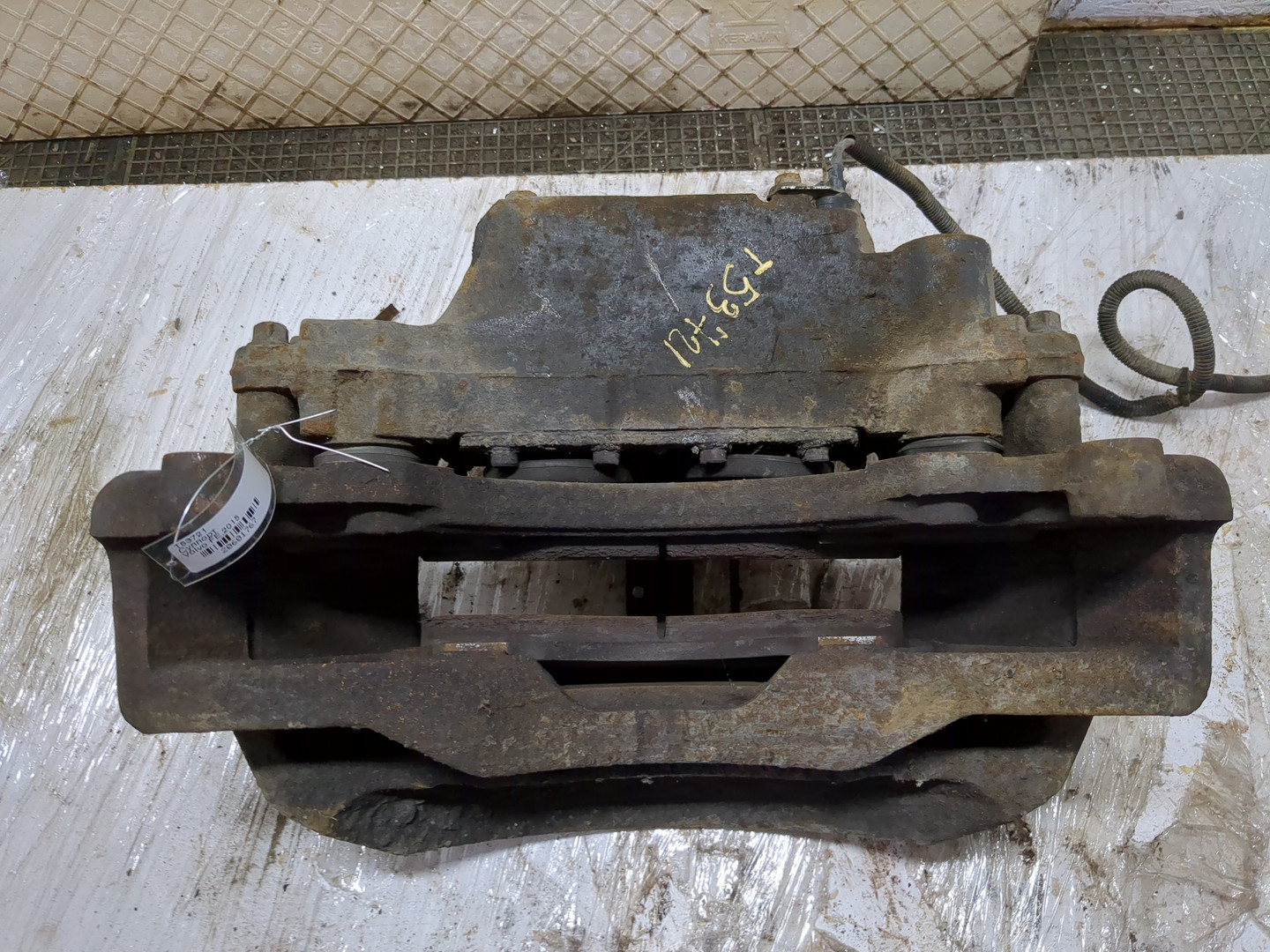 Суппорт задний правый