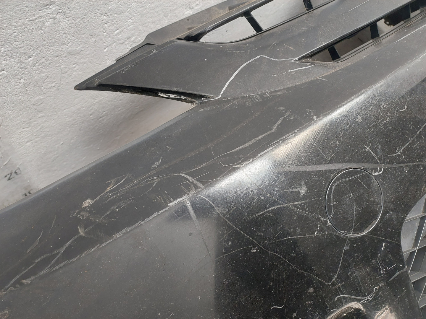 Бампер передний