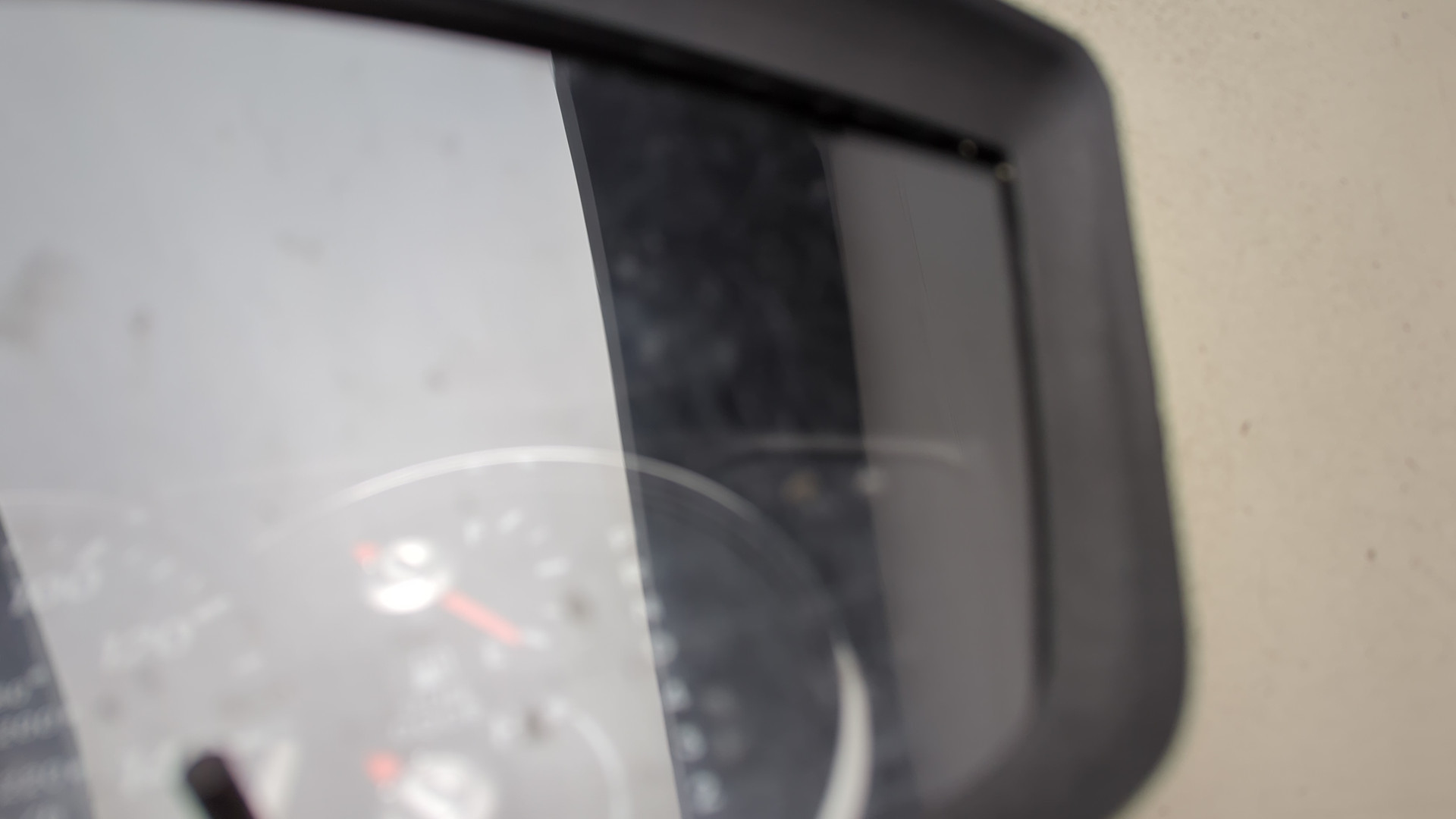 Панель приборов