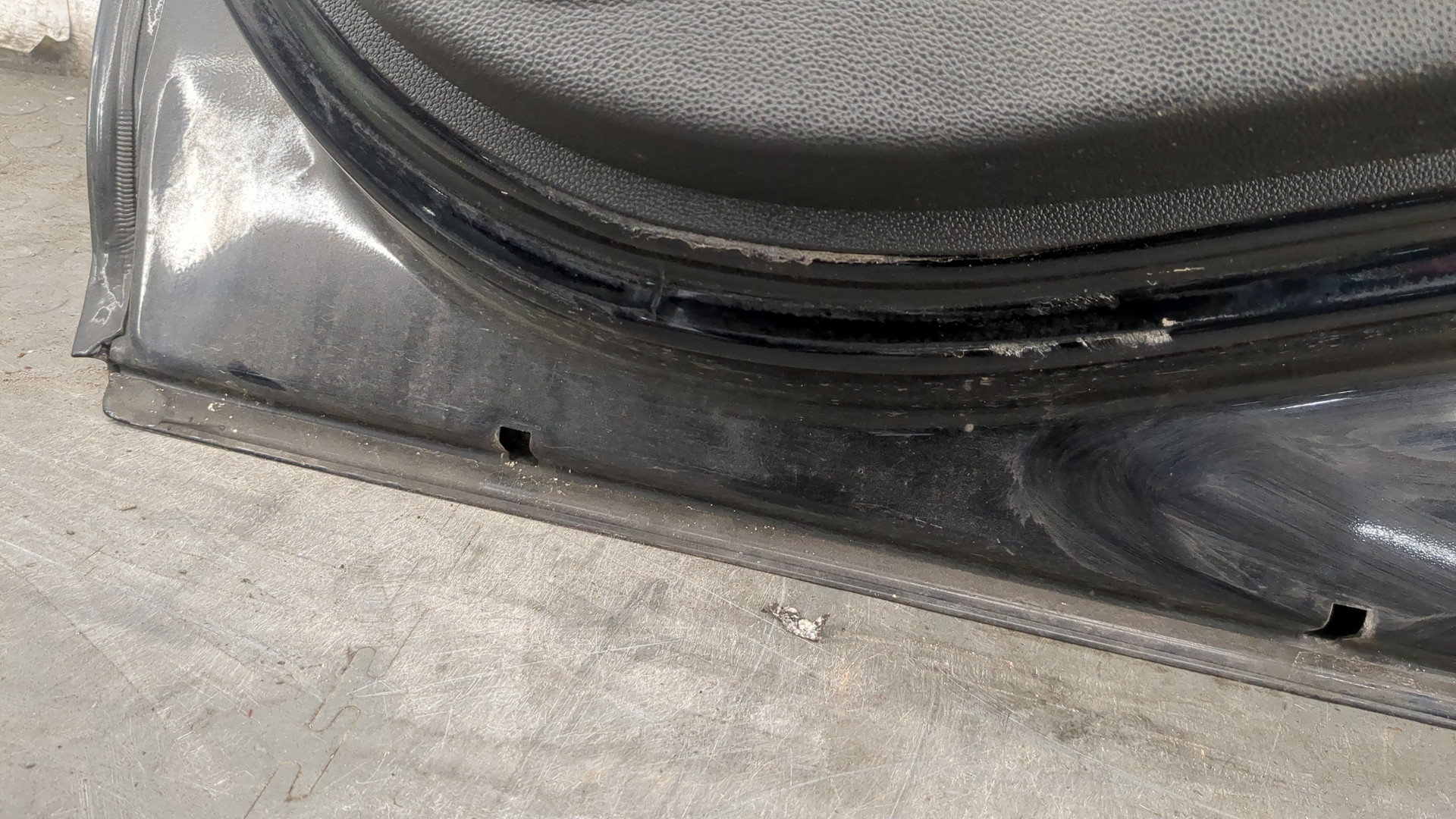 Дверь задняя правая