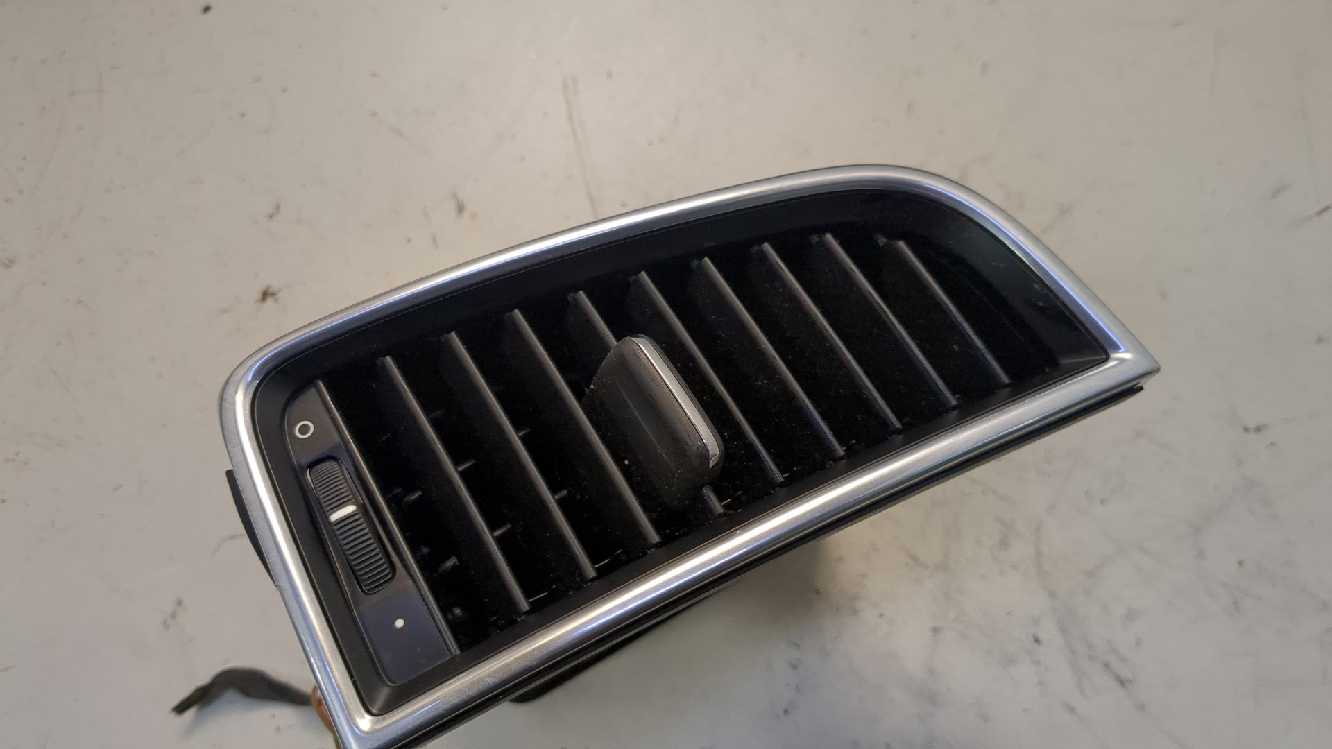 Дефлектор воздушный