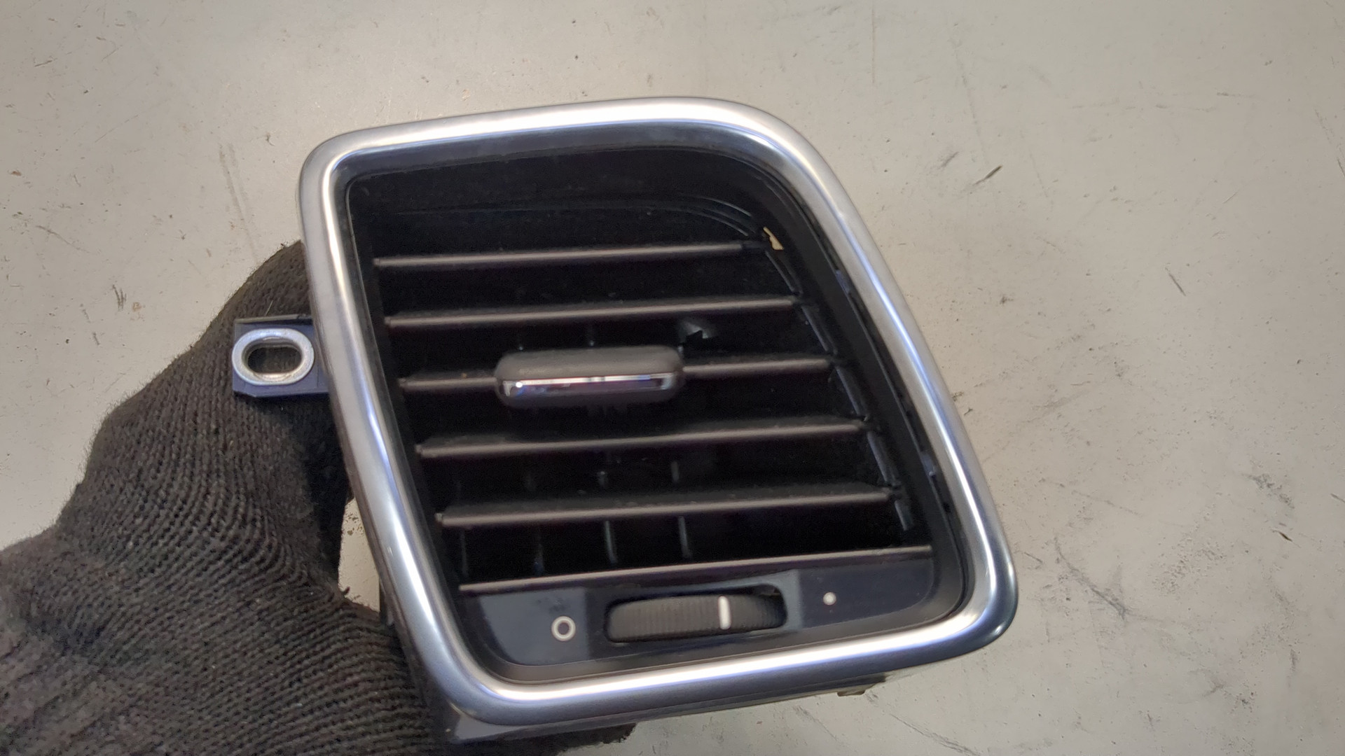 Дефлектор воздушный