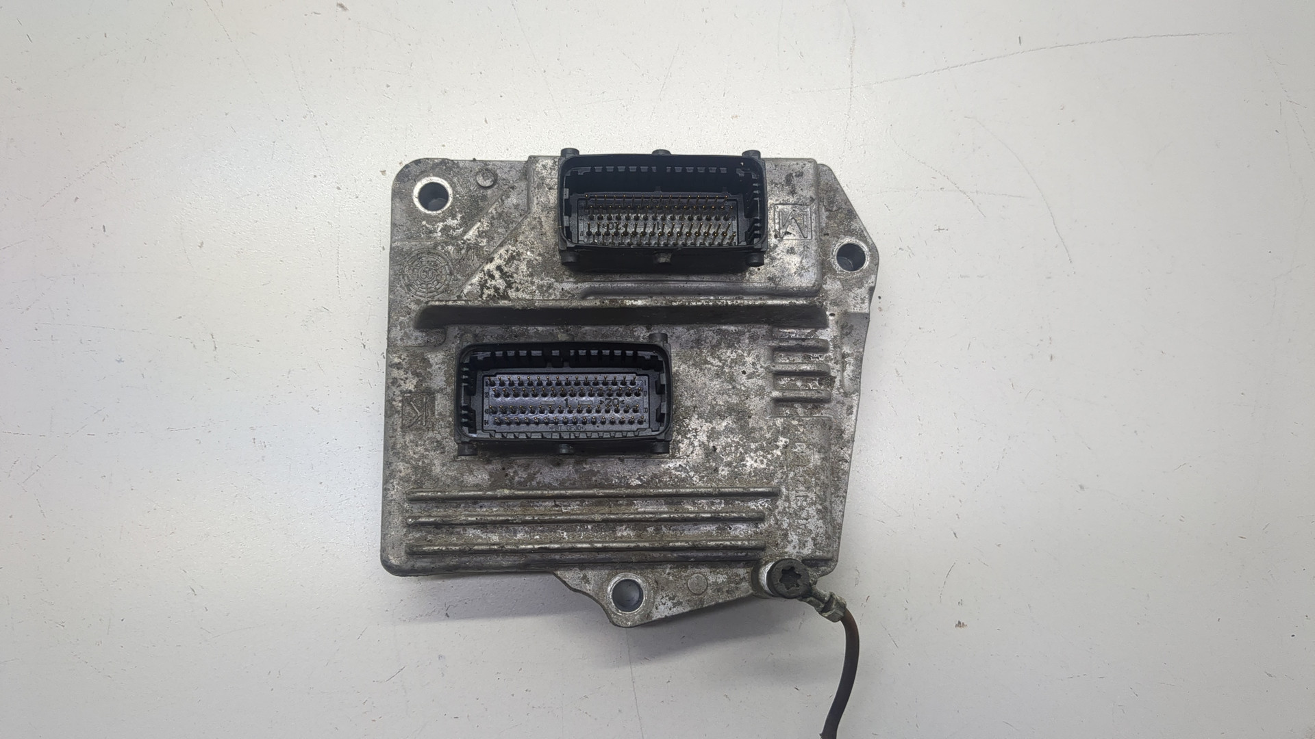 Блок управления двигателем