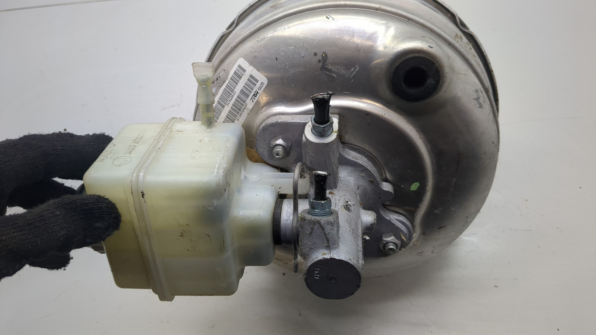 Цилиндр тормозной главный