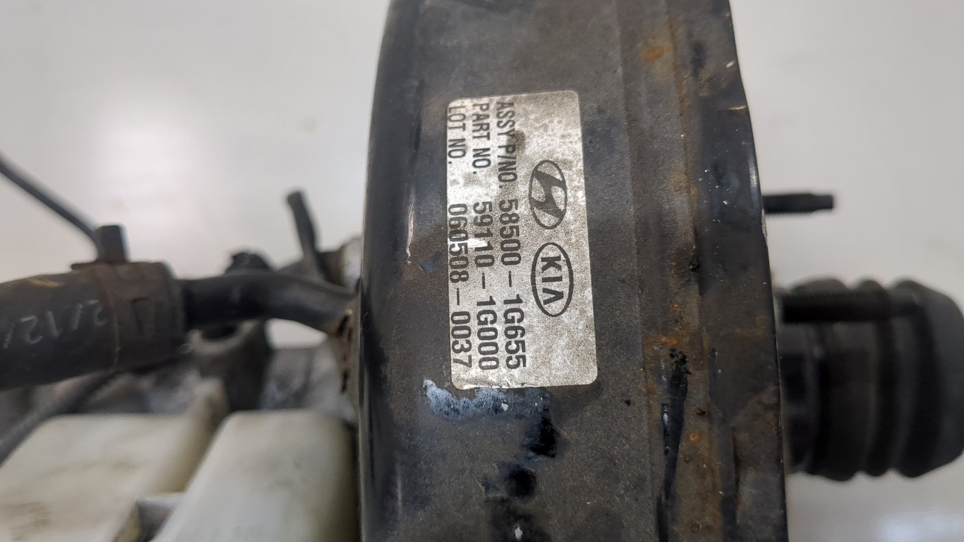 Цилиндр тормозной главный