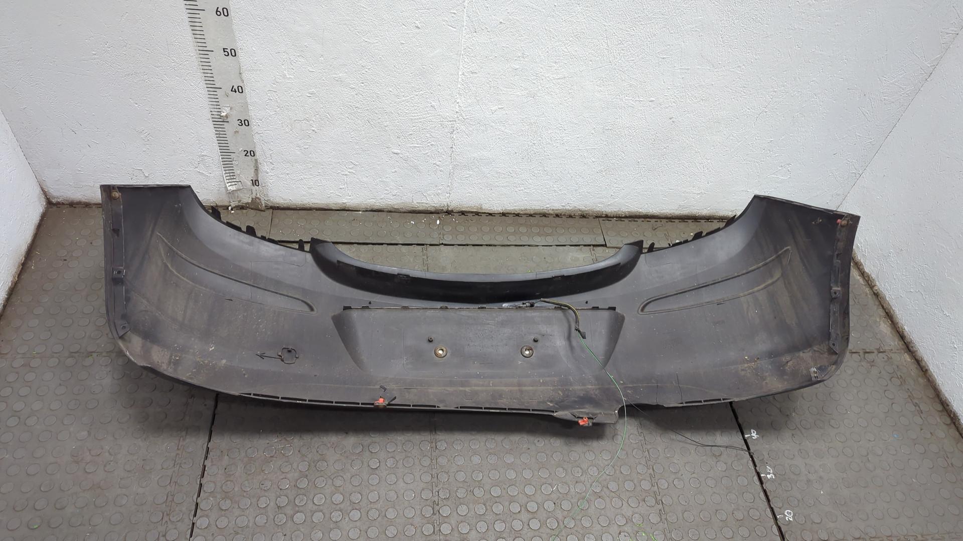 Бампер задний