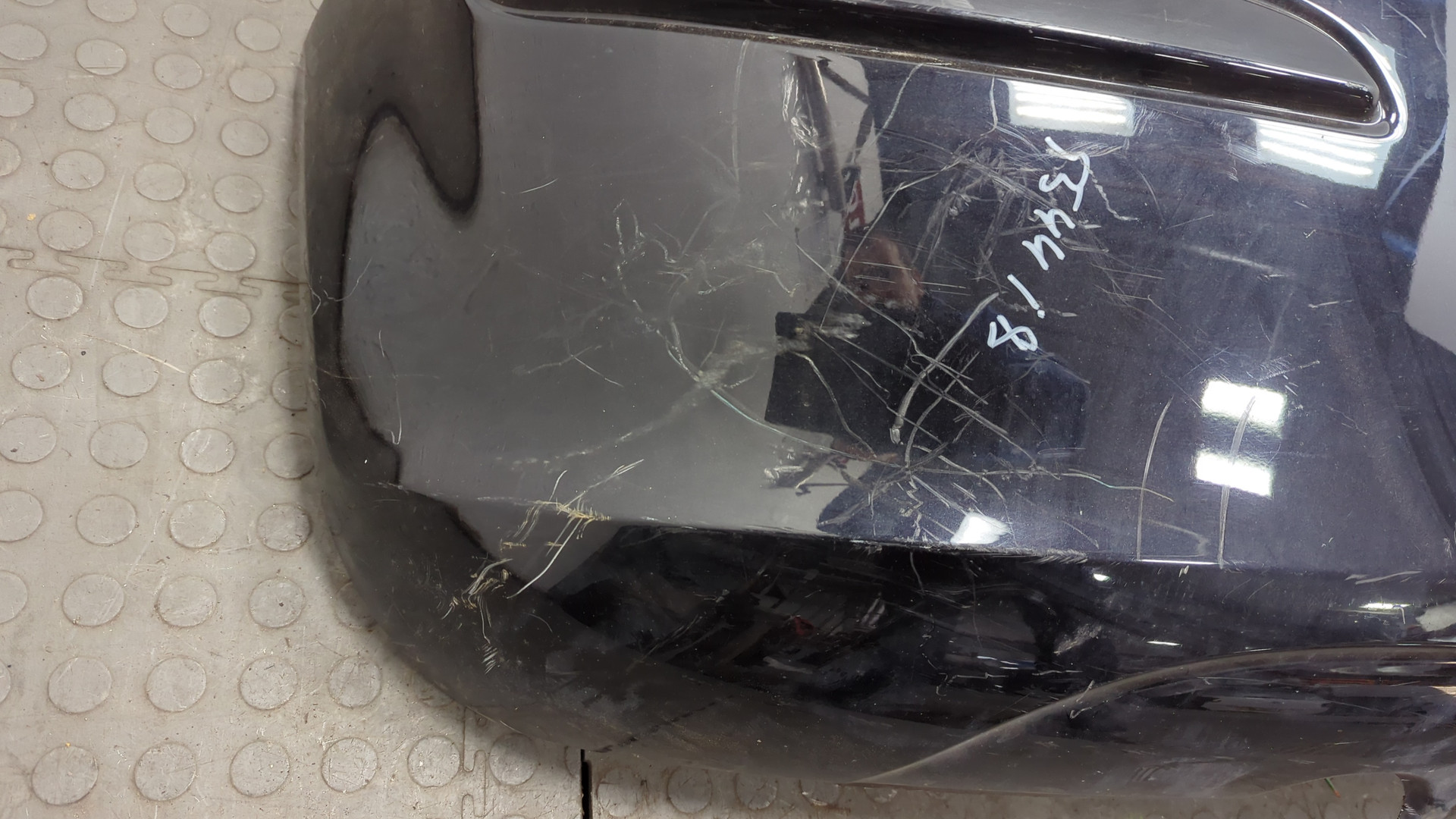 Бампер задний