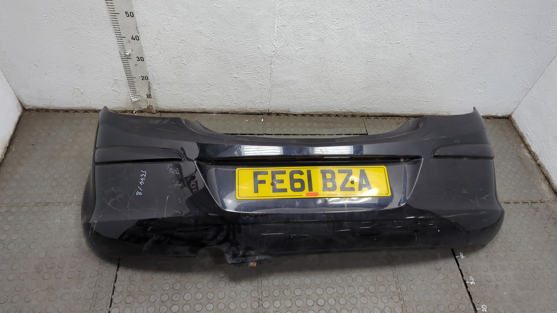 Бампер задний