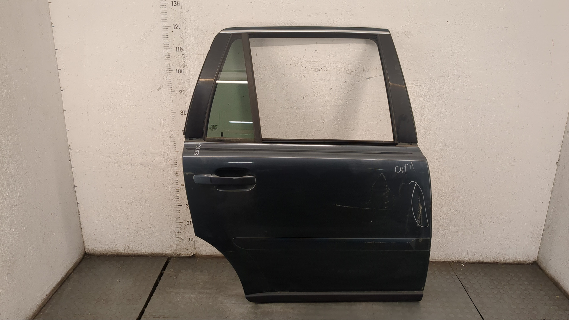 Дверь задняя правая