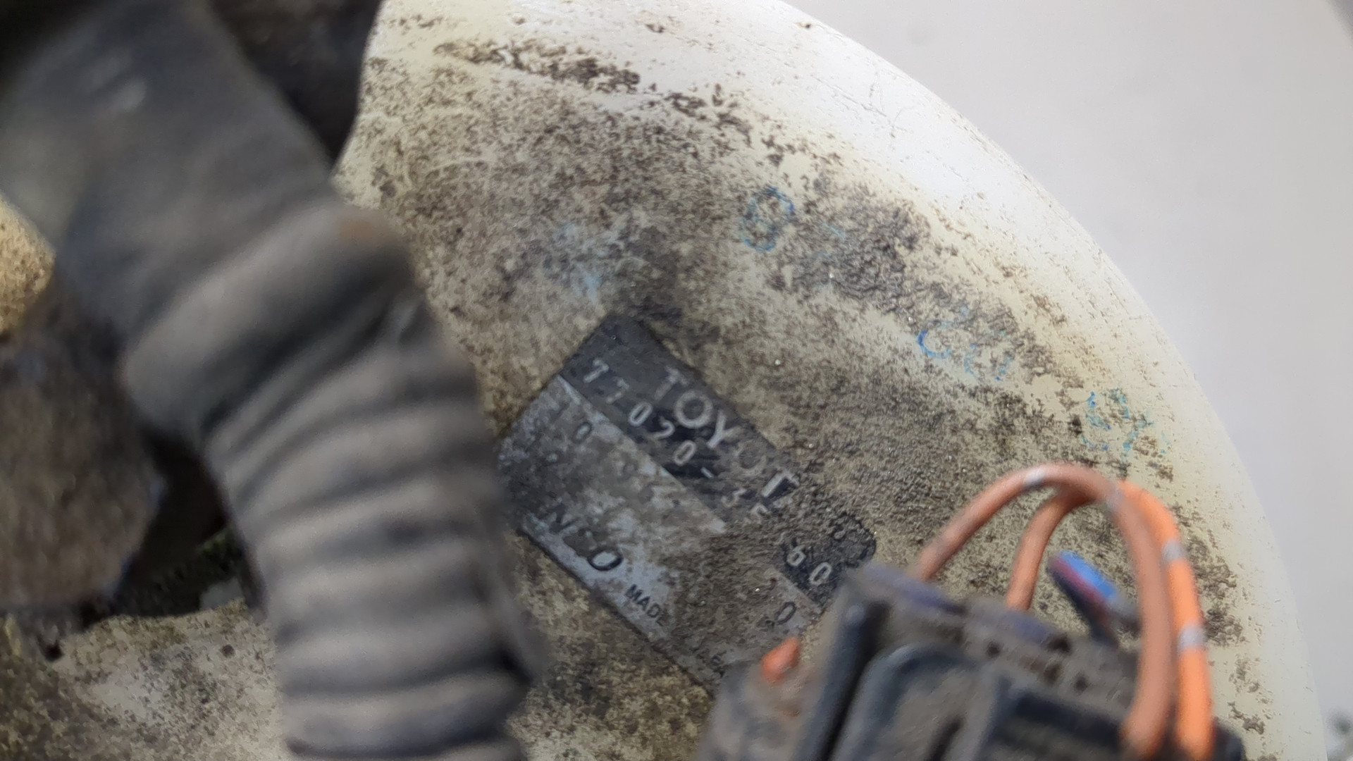 Насос топливный электрический