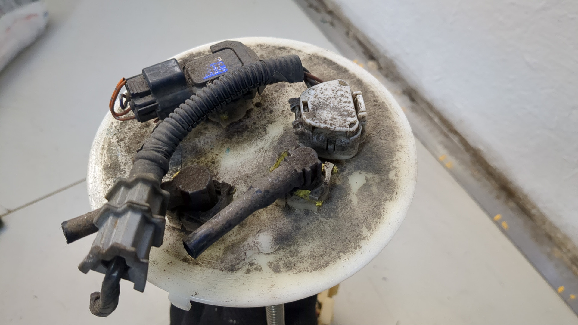 Насос топливный электрический