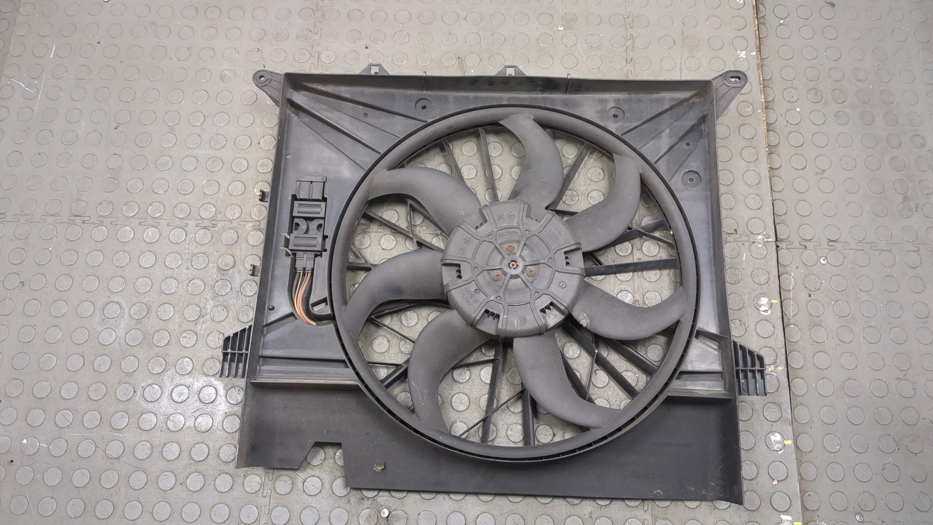 Вентилятор радиатора