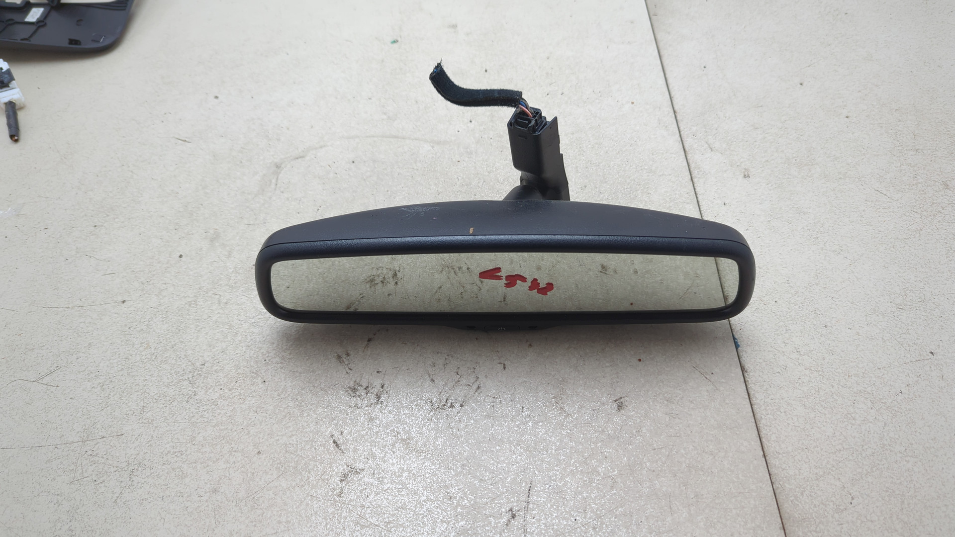 Зеркало заднего вида