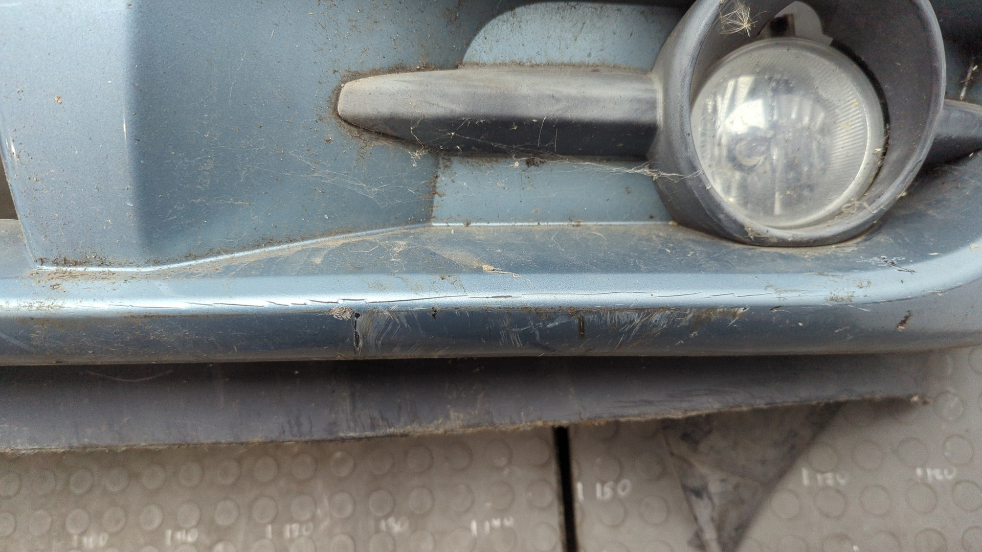 Бампер передний