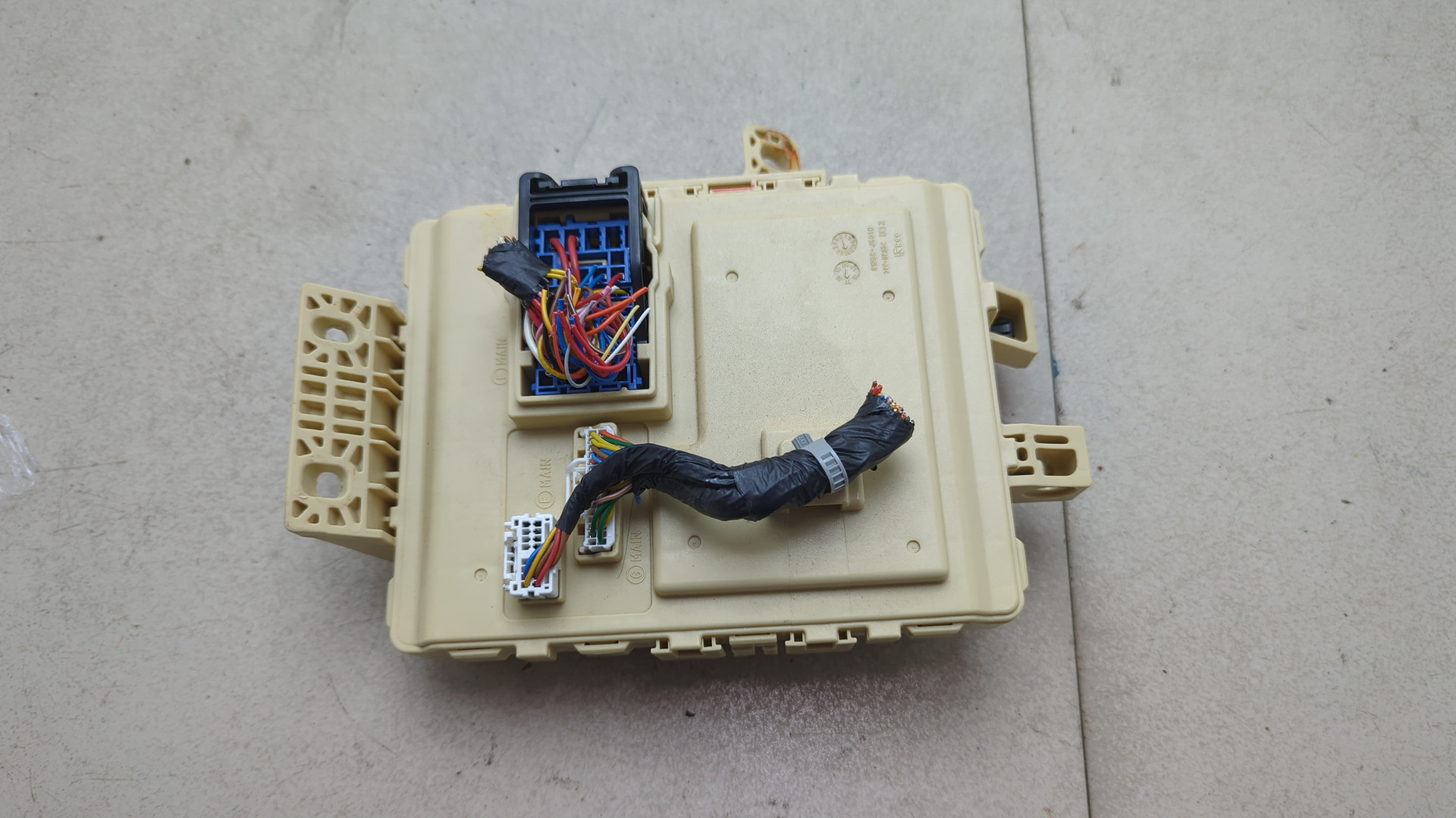 Блок предохранителей