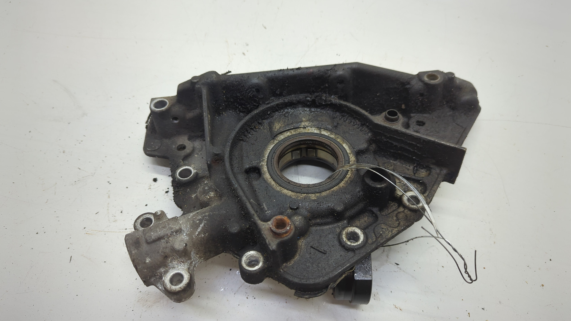 Насос масляный