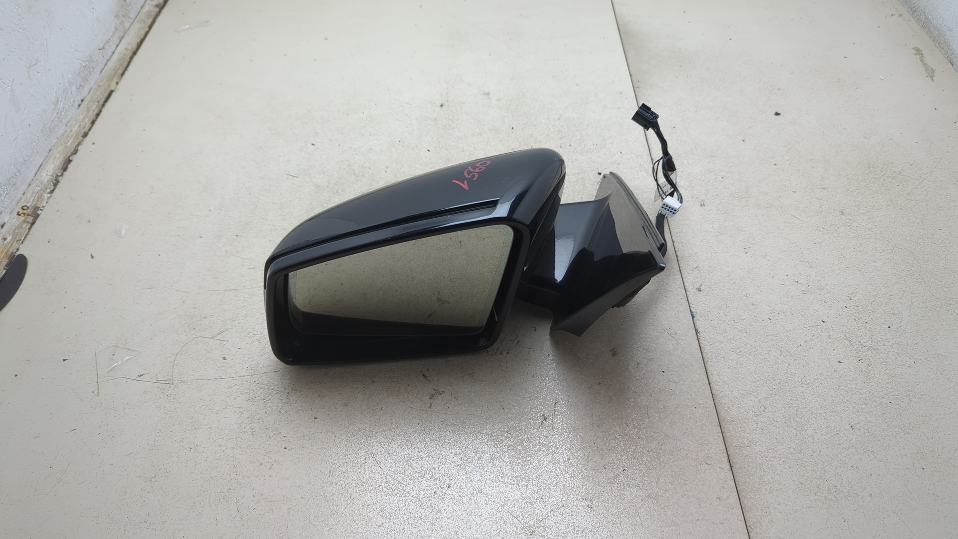 Зеркало левое электрическое