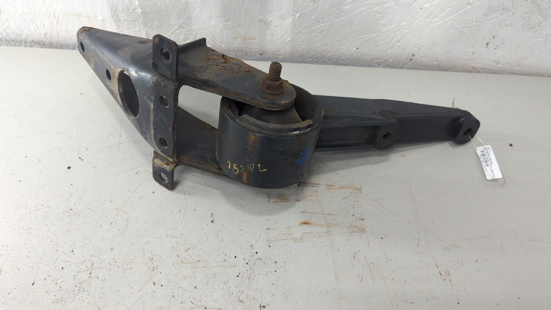 Кронштейн крепления торсиона