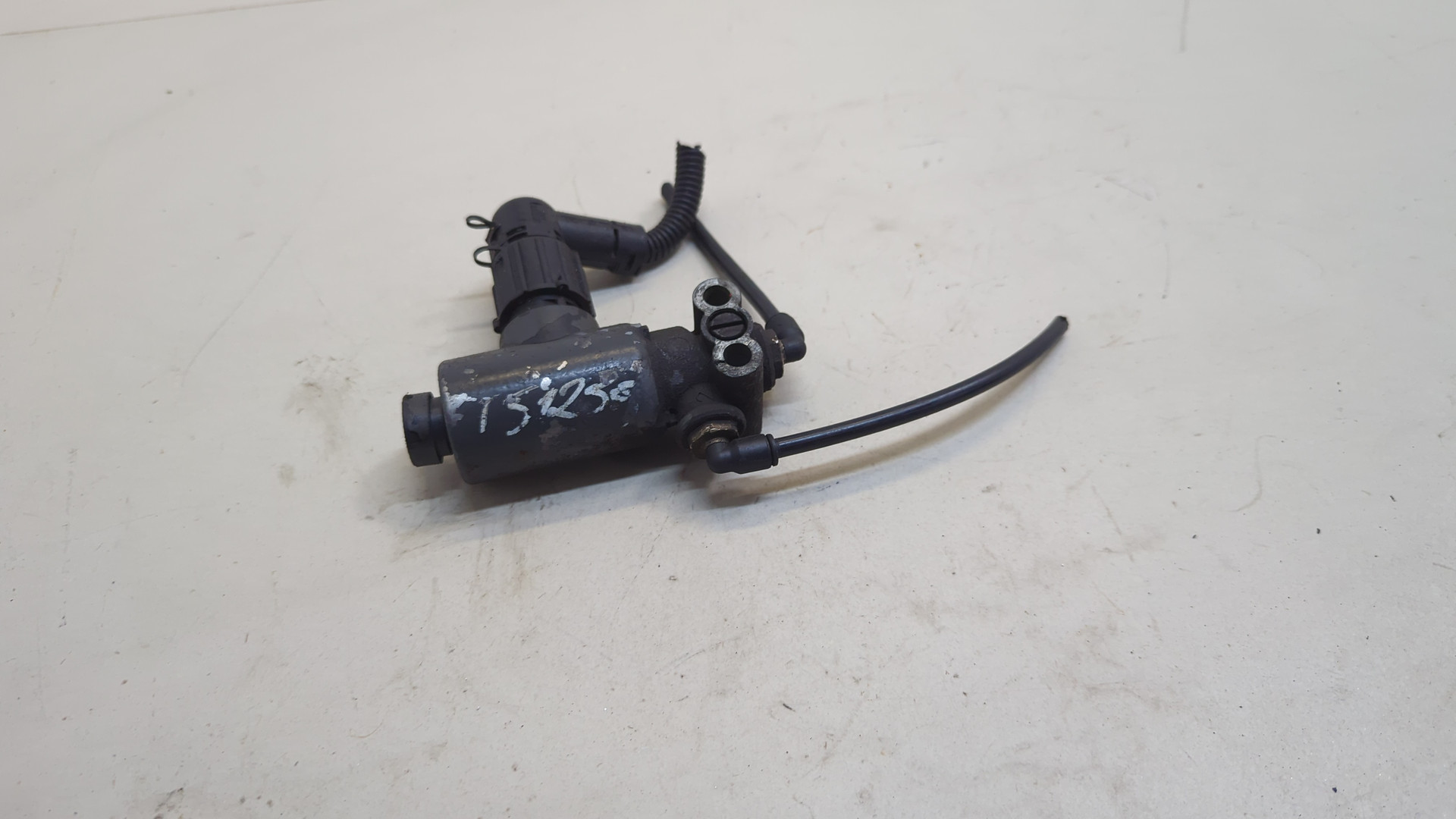 Клапан электромагнитный