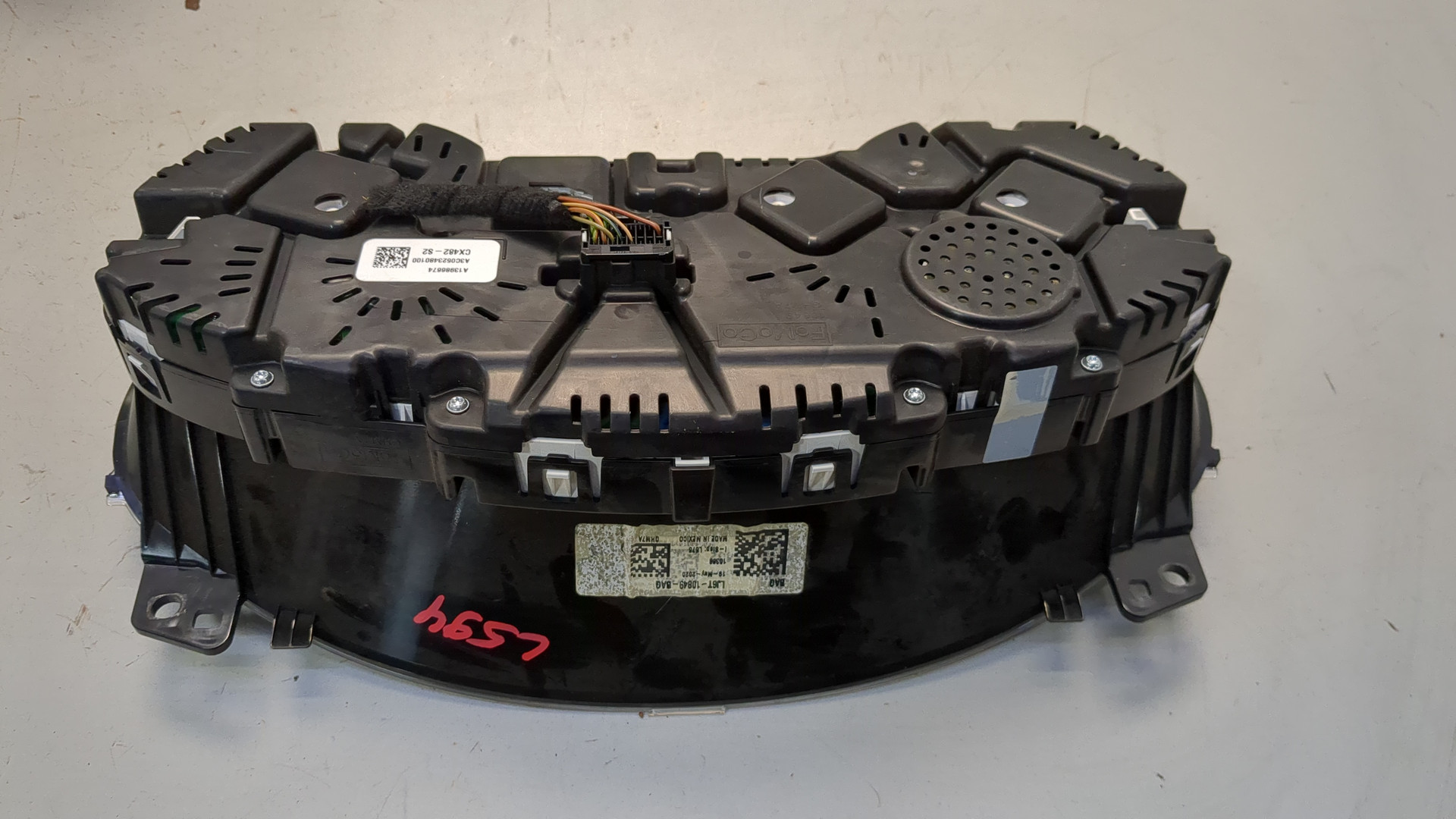 Панель приборов