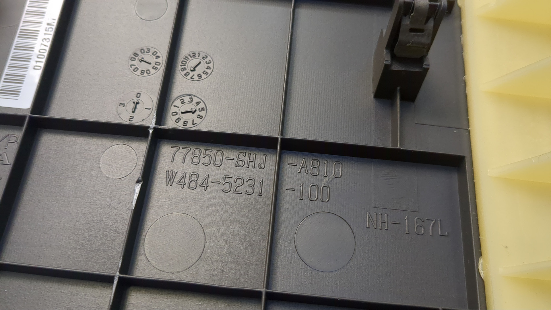 Подушка безопасности пассажирская (в торпедо)