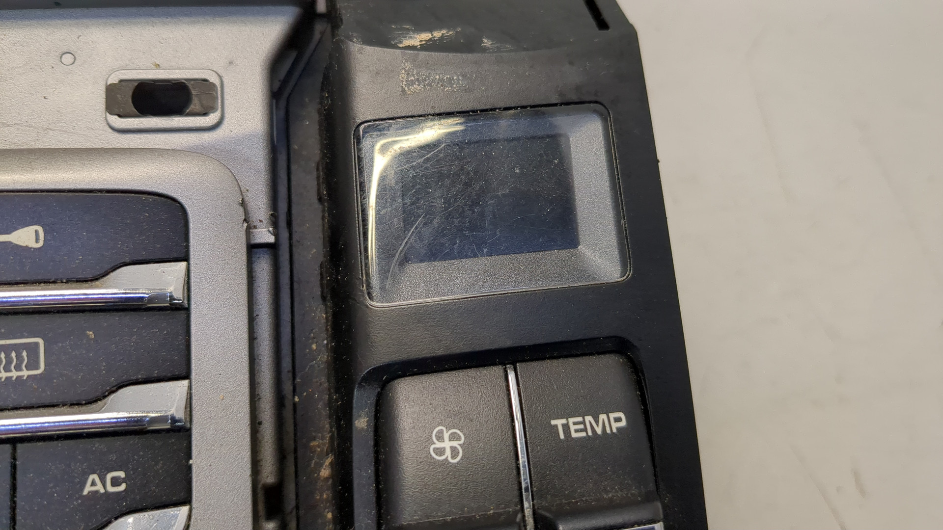 Переключатель отопителя