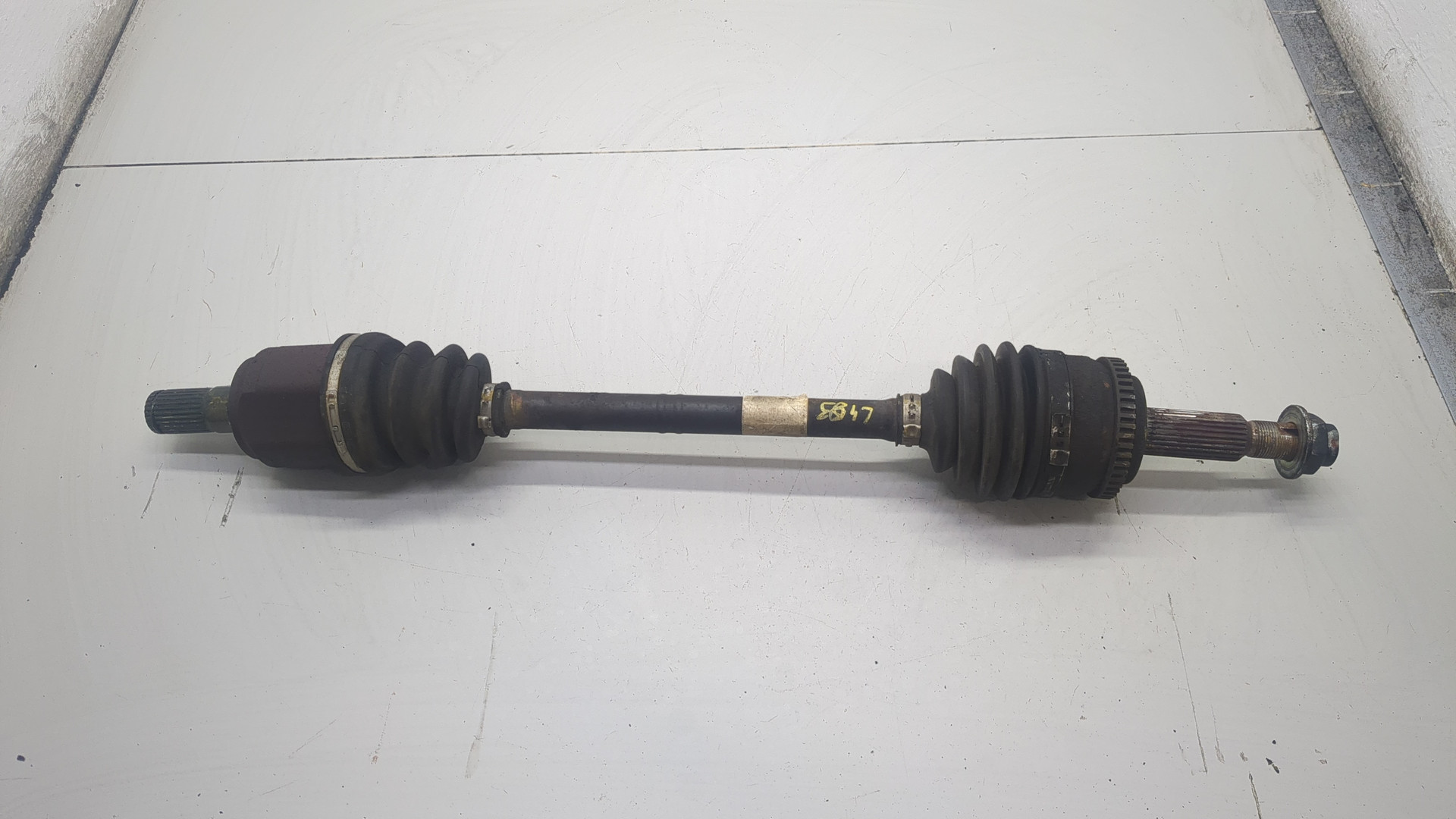 Полуось передняя левая