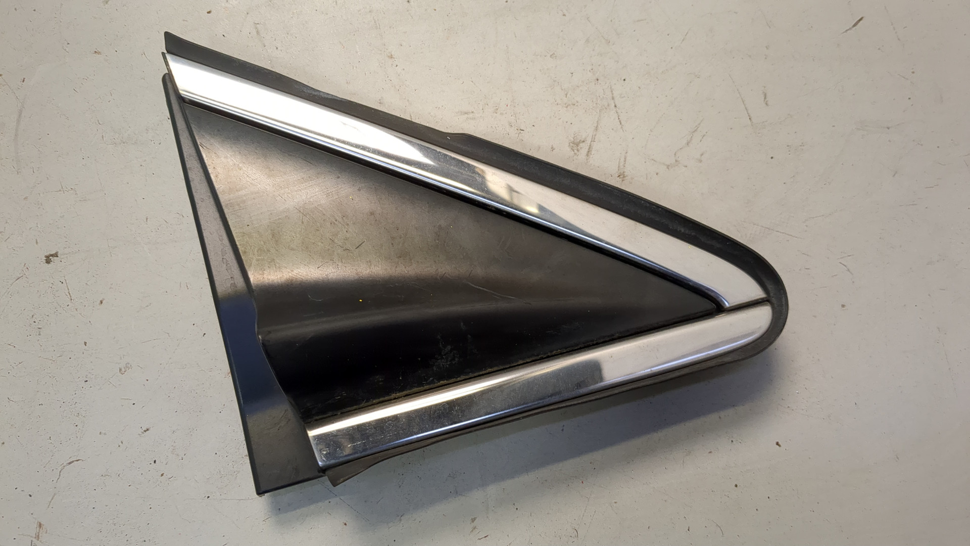 Накладка (кузов наружные)