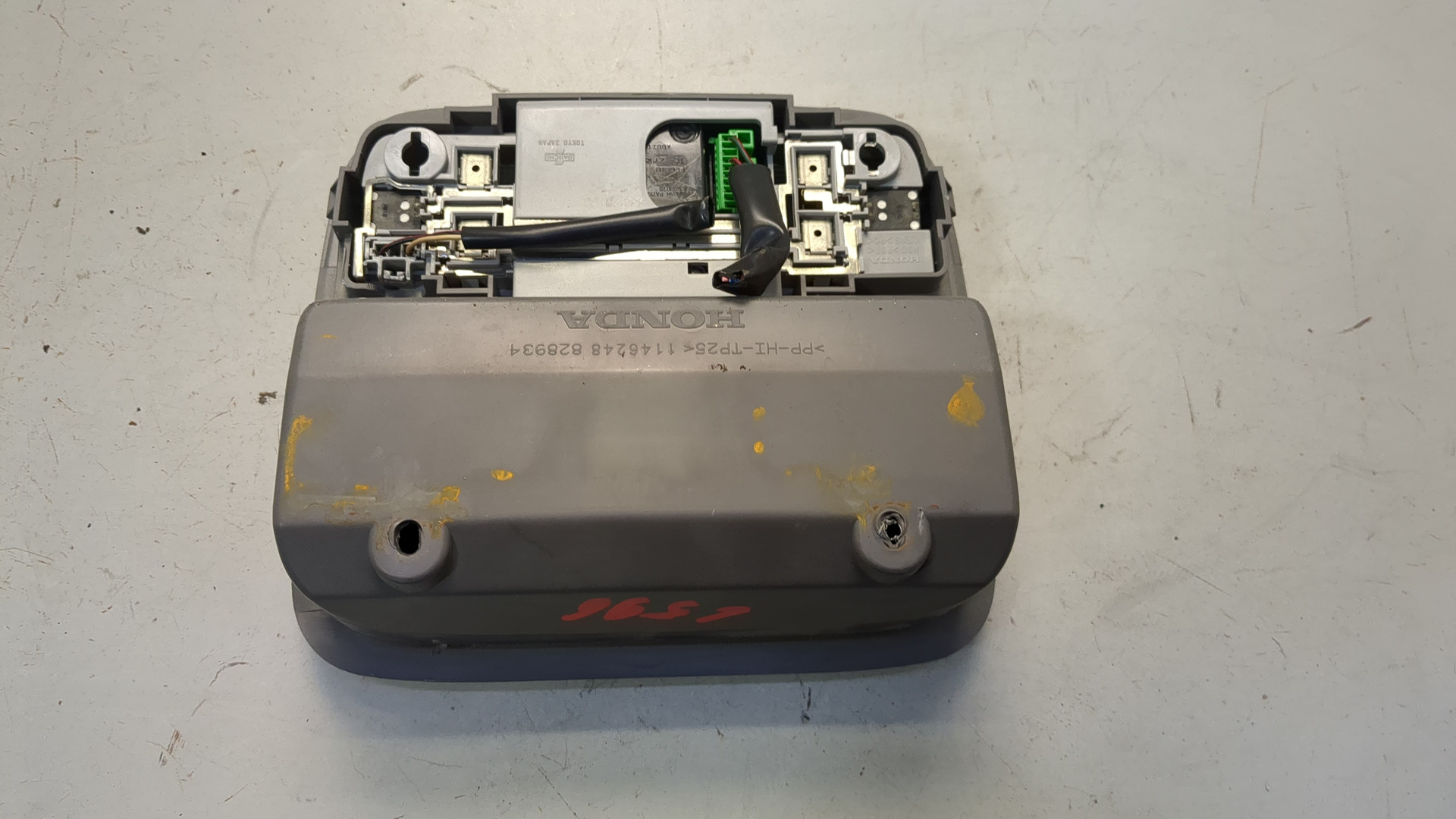 Плафон салонный