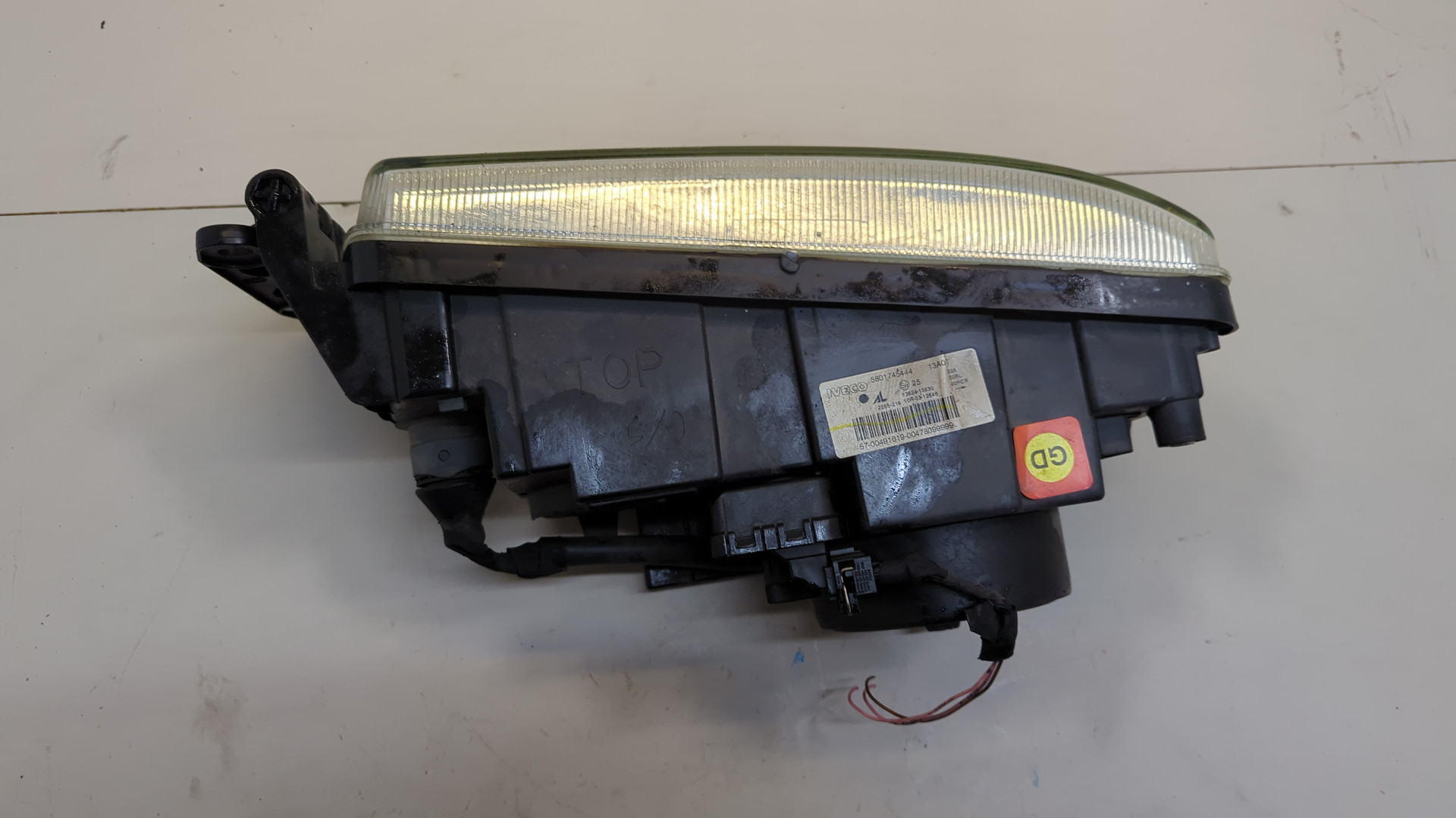 Фара правая