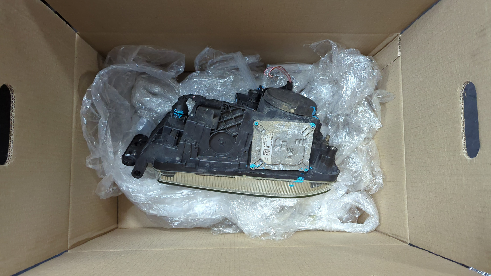 Фара правая