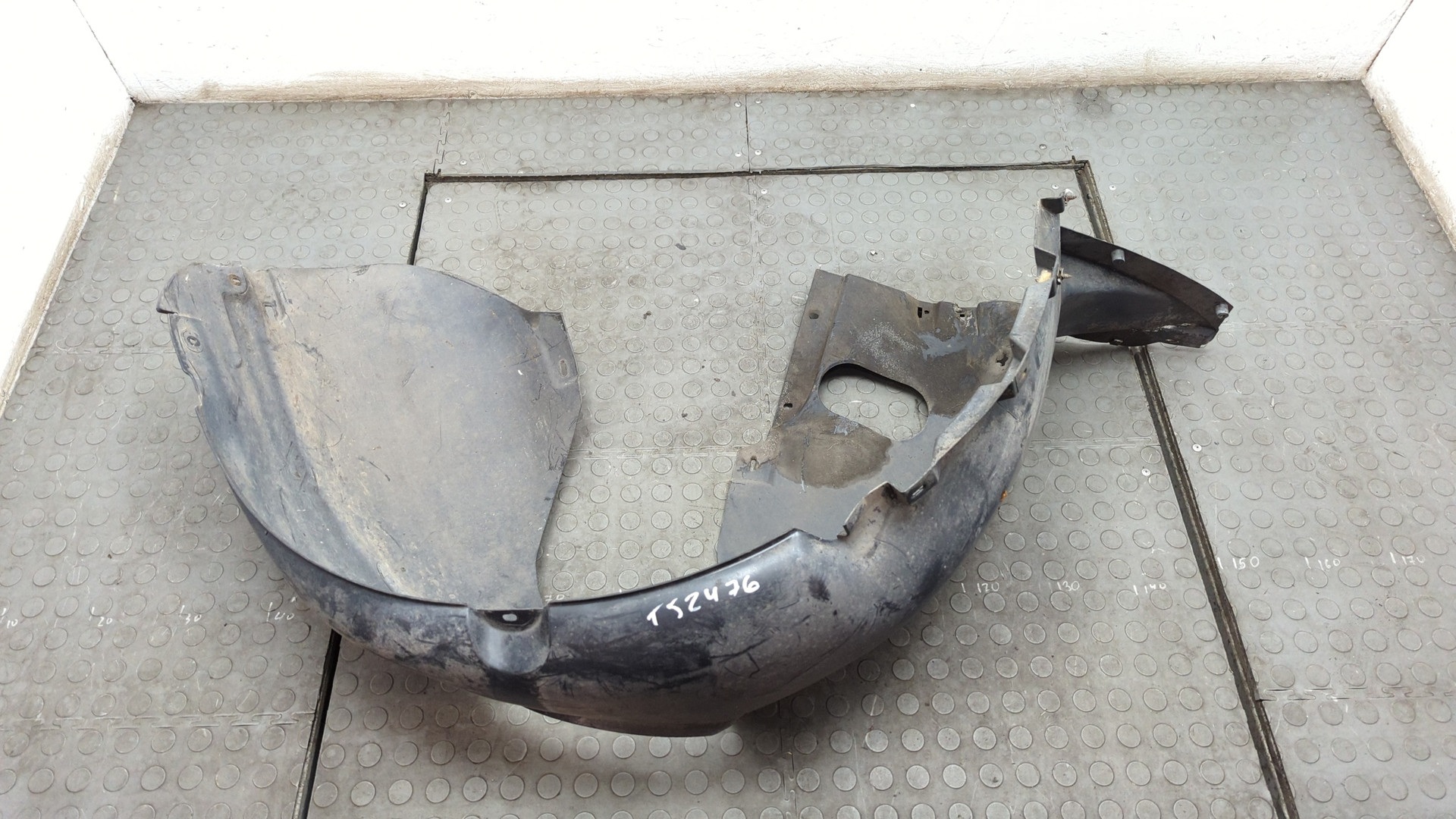 Локер передний левый