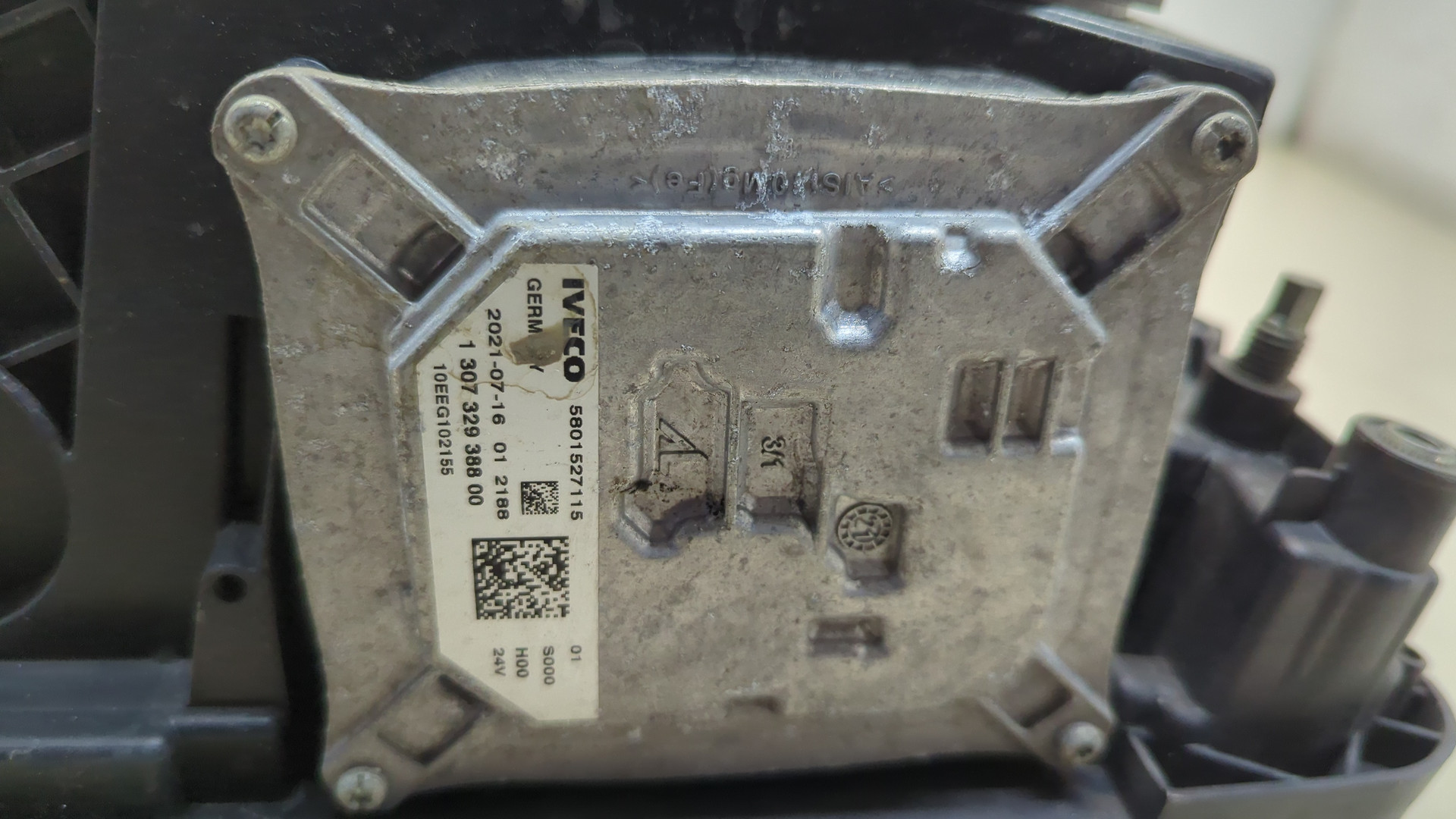 Фара правая