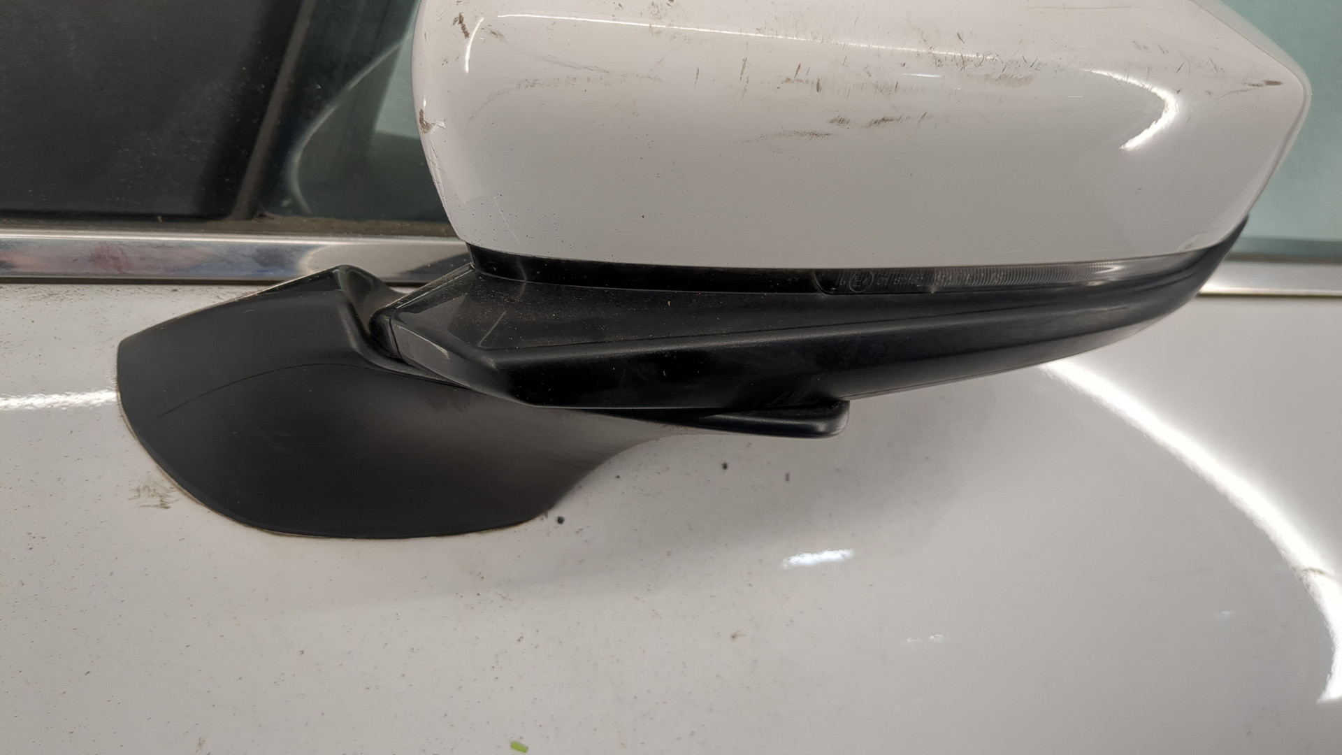 Дверь передняя левая