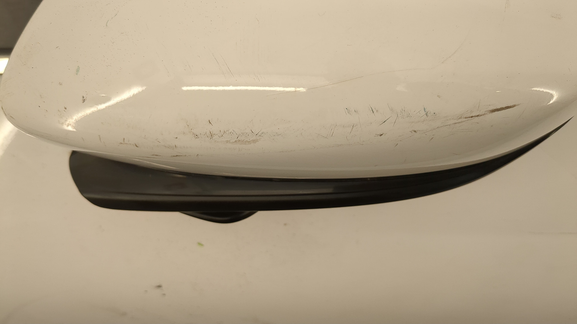 Дверь передняя левая