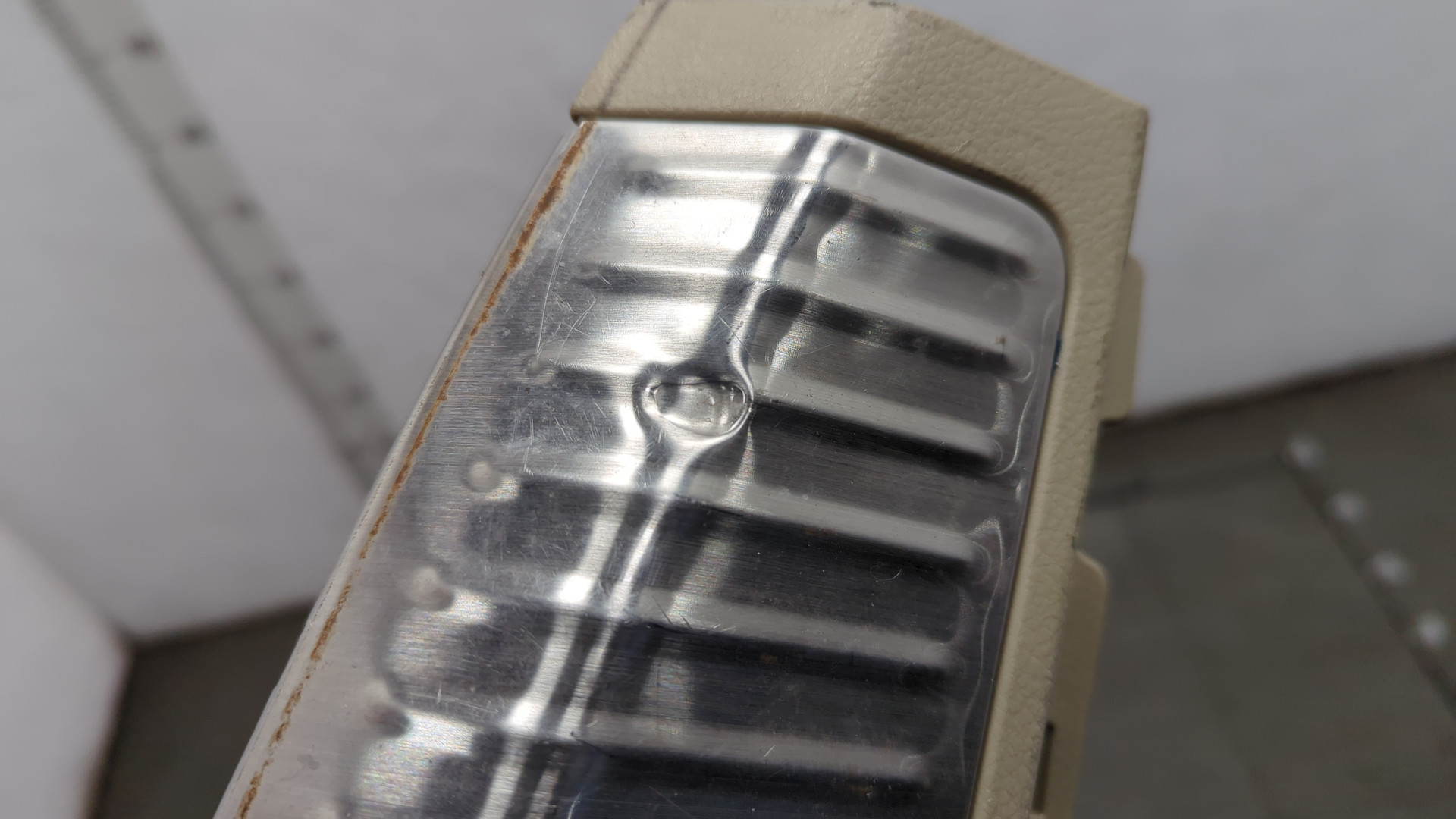 Обшивка багажника