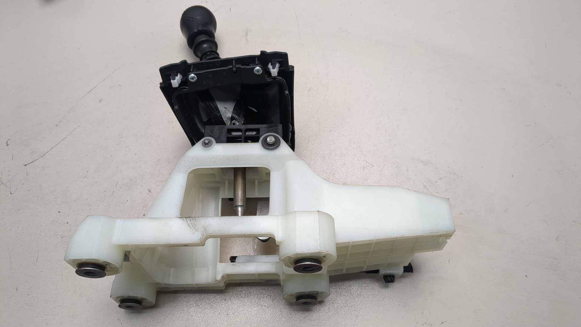 Кулиса МКПП / АКПП